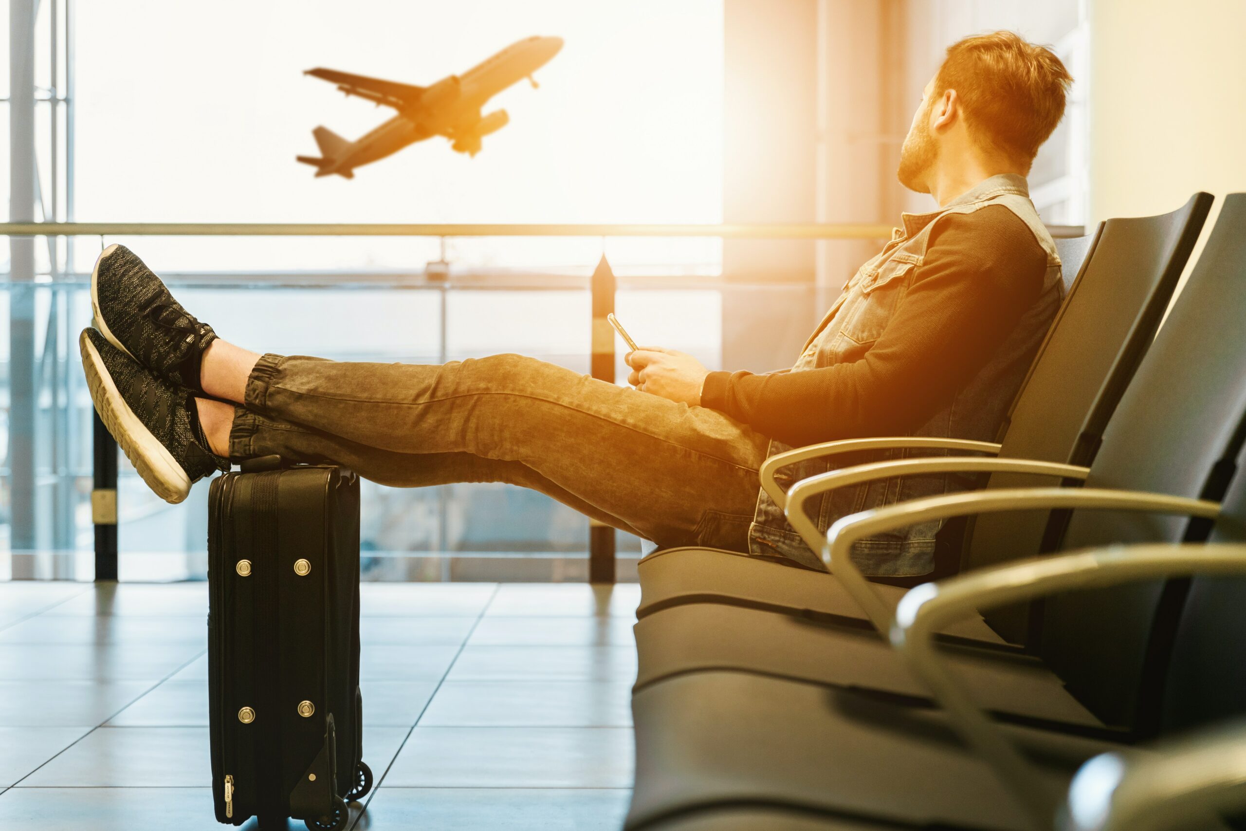 A guy using travel advantage network.